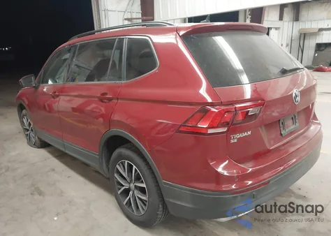 2019 Volkswagen Tiguan 2.0T Se/2.0T Sel/2.0T Sel R-Line/2.0T Sel R-Line Black из США, поврежденный, VIN 3VV3B7AX9KM130064